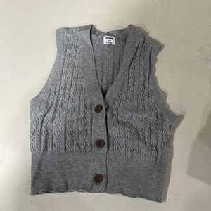 grey fitted sweater vest